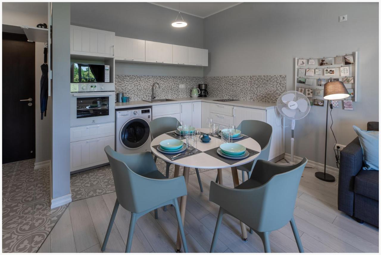 Riga Park View Library Apartment ภายนอก รูปภาพ